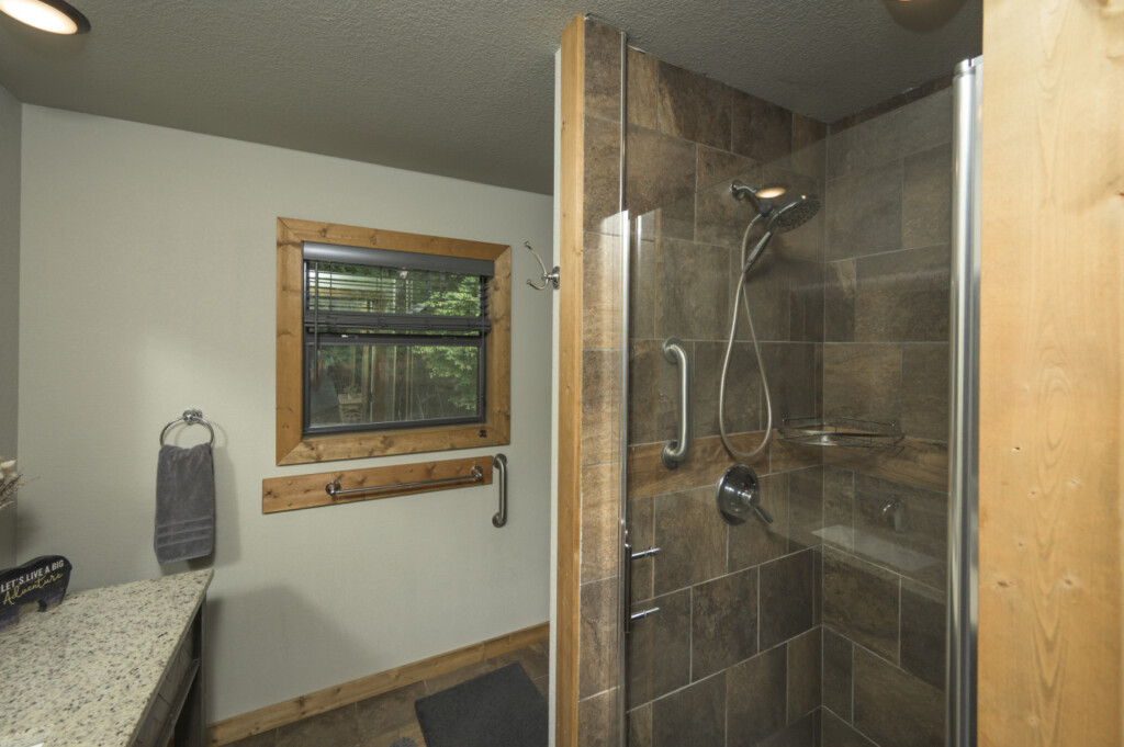 42524 128383 MZcBxGJn3xbLdVkta3kum2KwIBBdI80Niryp4IAfnTs 68eff375ea721.jpg