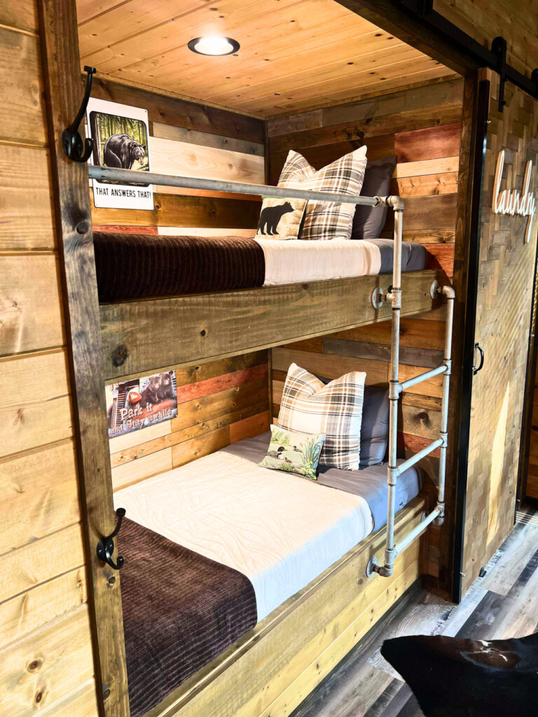 42524 128389 plpZggO3SkapiwKpbfh SI DoloT1f9Xr2Gb0TS2zGg 68e196930c4dd.jpg